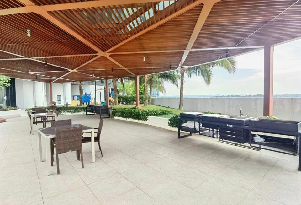 1519 Almas Suites Seaview Sunrise Netflix By Stay Nusajaya  Extérieur photo