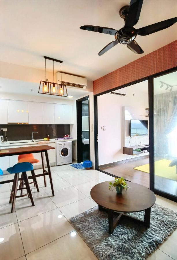 1519 Almas Suites Seaview Sunrise Netflix By Stay Nusajaya  Extérieur photo