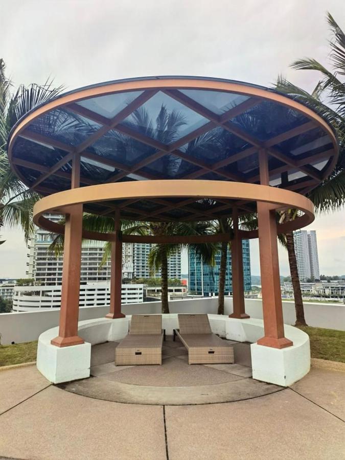 1519 Almas Suites Seaview Sunrise Netflix By Stay Nusajaya  Extérieur photo