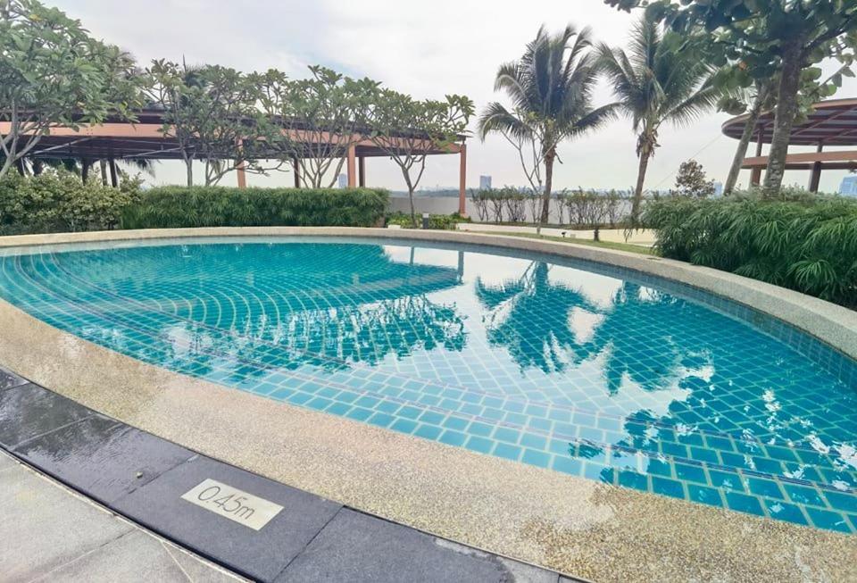 1519 Almas Suites Seaview Sunrise Netflix By Stay Nusajaya  Extérieur photo