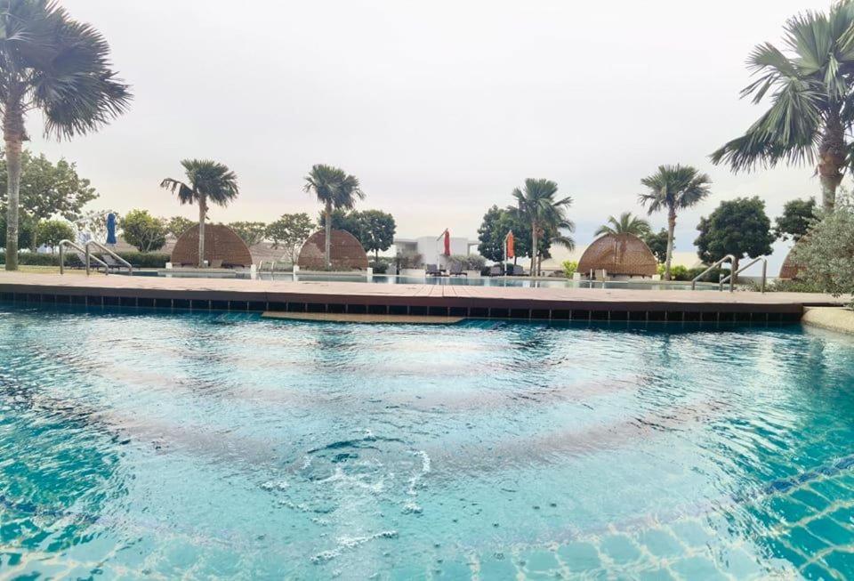 1519 Almas Suites Seaview Sunrise Netflix By Stay Nusajaya  Extérieur photo